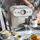 Kávovar Vintage Cuisine v retro stylu 1,2 l 15 bar s nástavcem na pěnění Crema