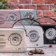 Vintage Cuisine kuchyňské rádio v retro stylu s koženým páskem, Bluetooth a baterií Bílé