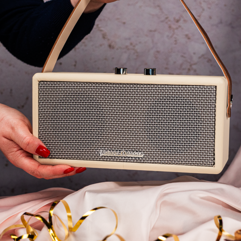 Retro reproduktor s Bluetooth Vintage Cuisine krémová